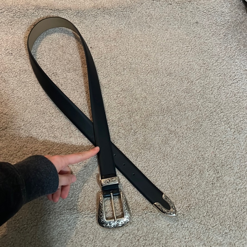 Belts - Picture 4 of 10